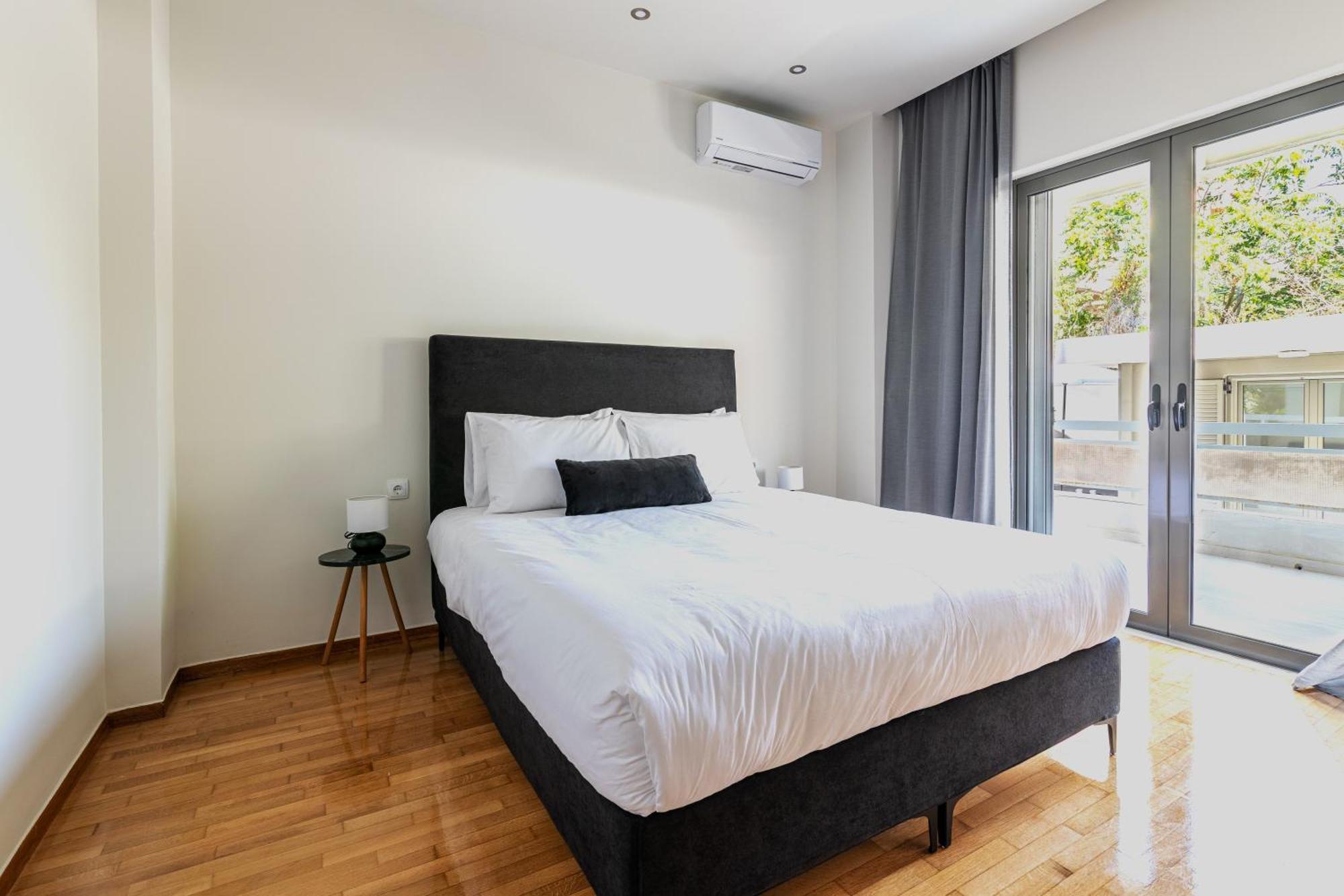 Greyt Apartments Glyfada Athens Exterior photo