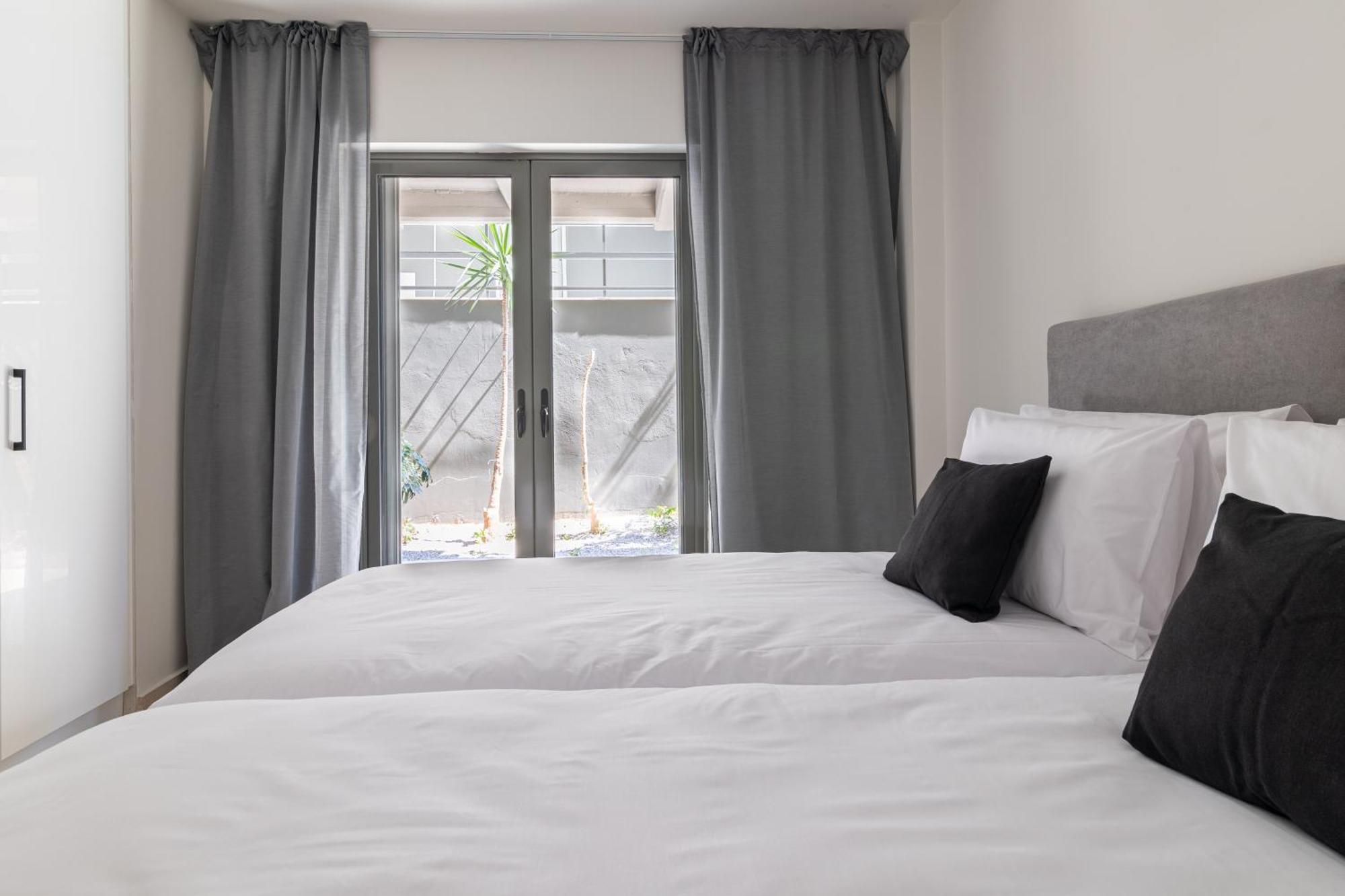 Greyt Apartments Glyfada Athens Exterior photo